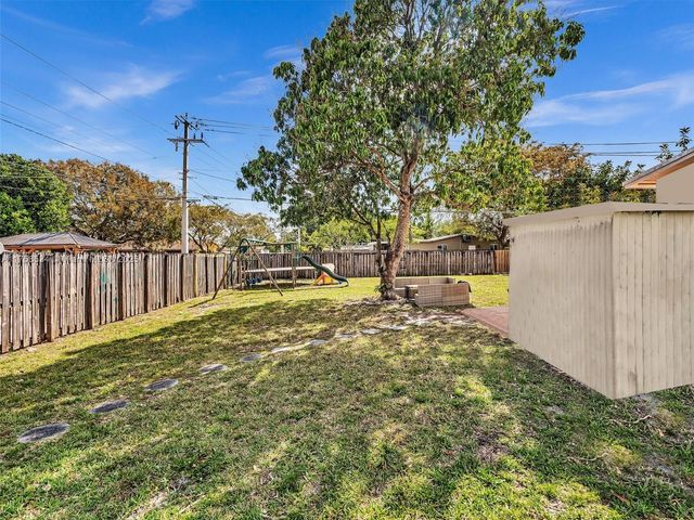 4401 Johnson St, Hollywood, FL 33021