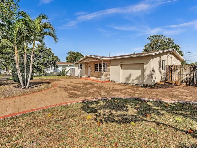 4401 Johnson St, Hollywood, FL 33021