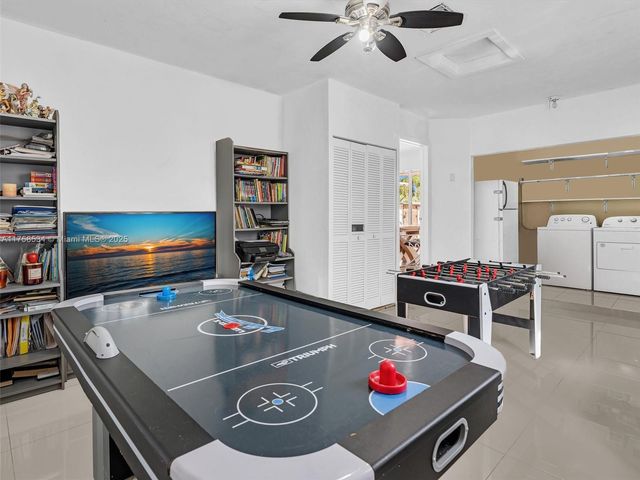 4401 Johnson St, Hollywood, FL 33021