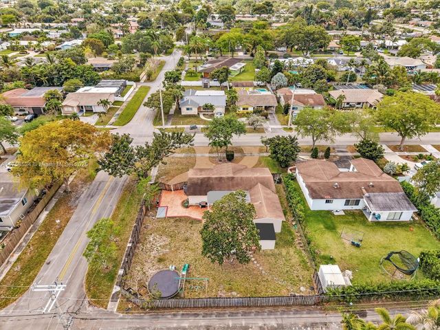4401 Johnson St, Hollywood, FL 33021