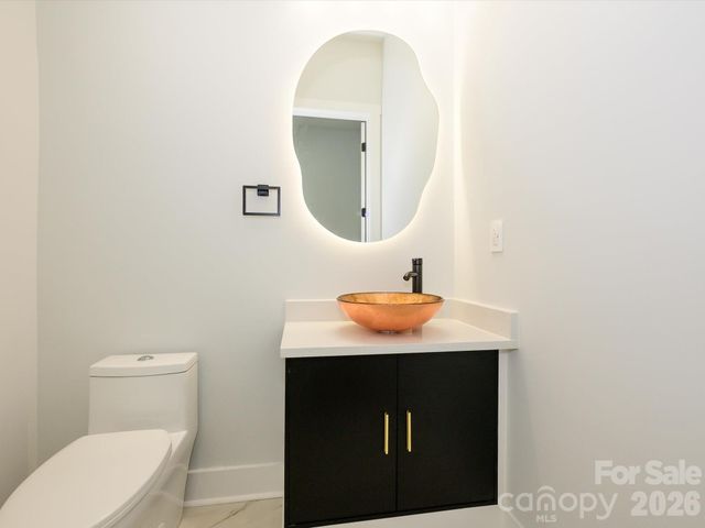 1012 Harrogate Drive, Bessemer City, NC 28016