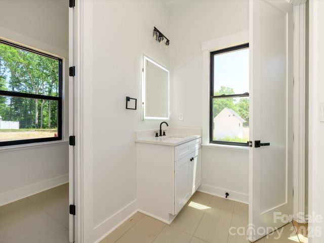1012 Harrogate Drive, Bessemer City, NC 28016