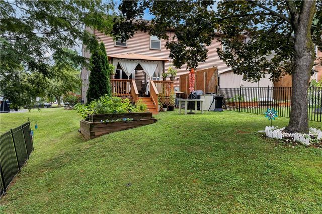 330 Parkside Drive, Macungie Boro, PA 18062