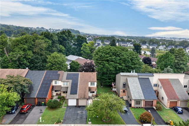 330 Parkside Drive, Macungie Boro, PA 18062
