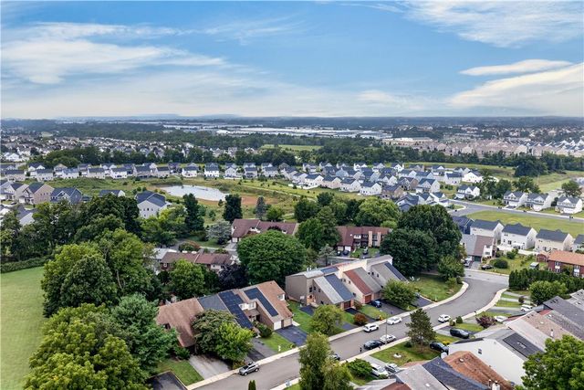 330 Parkside Drive, Macungie Boro, PA 18062