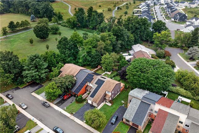330 Parkside Drive, Macungie Boro, PA 18062