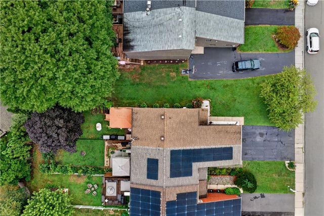330 Parkside Drive, Macungie Boro, PA 18062
