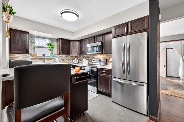 330 Parkside Drive, Macungie Boro, PA 18062