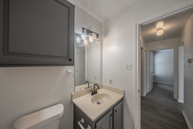 3031 Lela Street, Irving, TX 75061