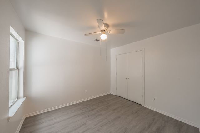 3031 Lela Street, Irving, TX 75061