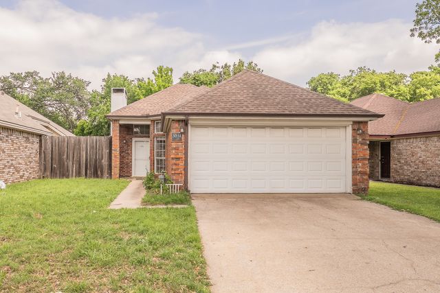 3031 Lela Street, Irving, TX 75061