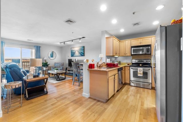 360 Revere Beach Blvd 312, Revere, MA 02151