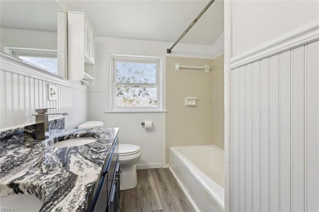 205 Gumwood DR, Hampton, VA 23666