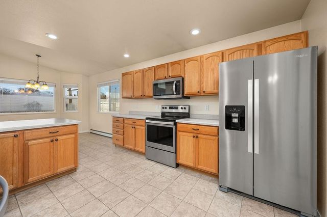 203 Round Rock Circle, Grand Junction, CO 81503