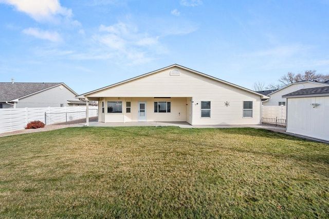 203 Round Rock Circle, Grand Junction, CO 81503