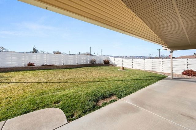 203 Round Rock Circle, Grand Junction, CO 81503