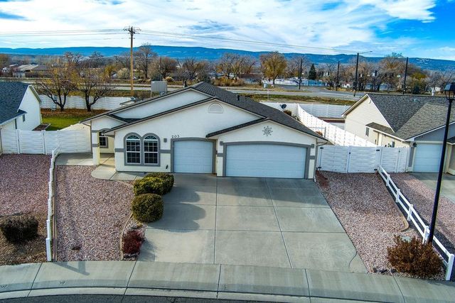 203 Round Rock Circle, Grand Junction, CO 81503