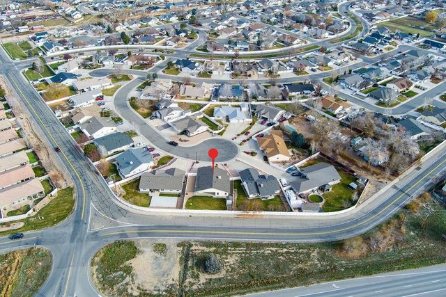 203 Round Rock Circle, Grand Junction, CO 81503