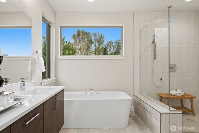 12223 NE 106th Street, Kirkland, WA 98033