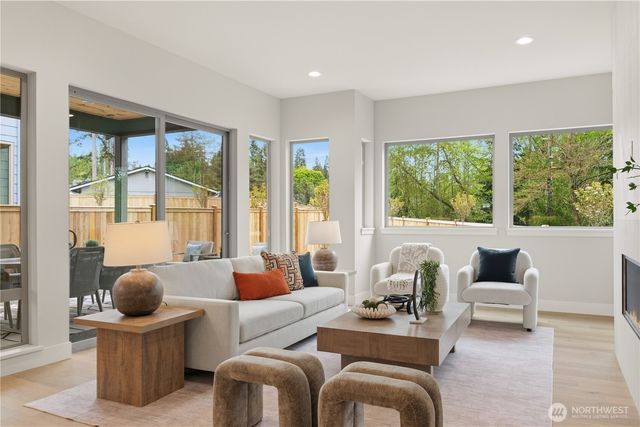 12223 NE 106th Street, Kirkland, WA 98033
