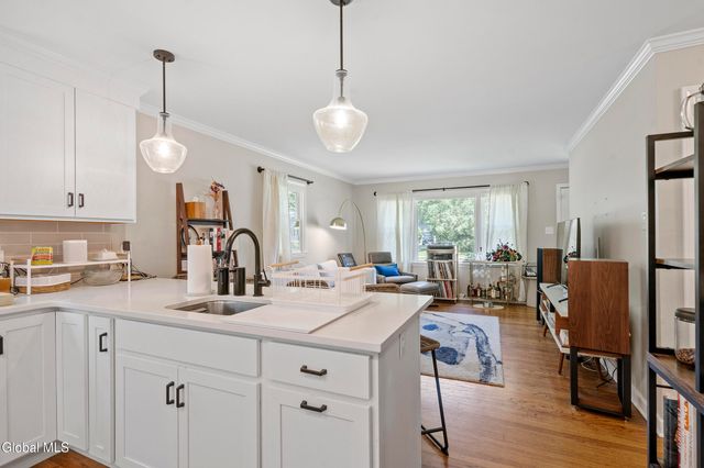 254 Kenwood Avenue, Bethlehem, NY 12054