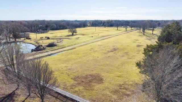 446 Fm 274, Ravenna, TX 75476