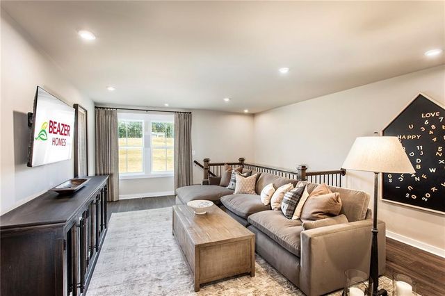 121 Willowfern Lane, Marietta, GA 30066