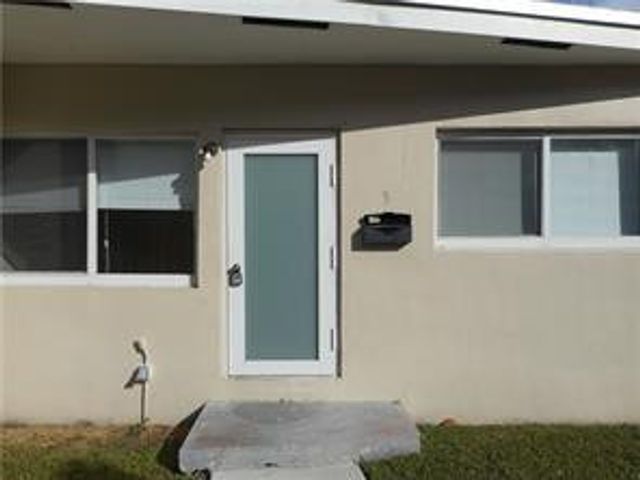 837 NE 17th Avenue, Fort Lauderdale, FL 33304