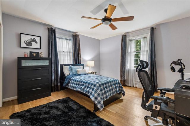 418 N CHAPEL GATE LN, Baltimore, MD 21229