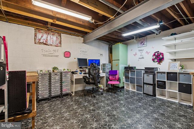 418 N CHAPEL GATE LN, Baltimore, MD 21229