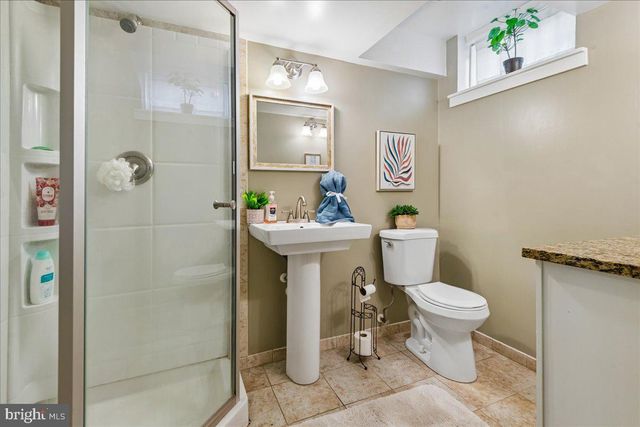 418 N CHAPEL GATE LN, Baltimore, MD 21229