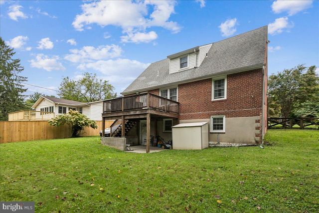 418 N CHAPEL GATE LN, Baltimore, MD 21229