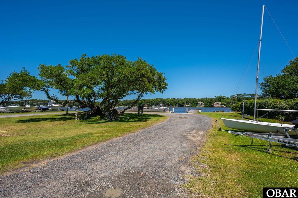Image 39 of property listing at 4029 Martins Point Road Lot # 8, Kitty Hawk, NC 27949