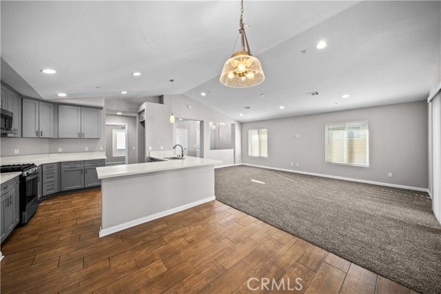 2009 E Jenner, Lancaster, CA 93535