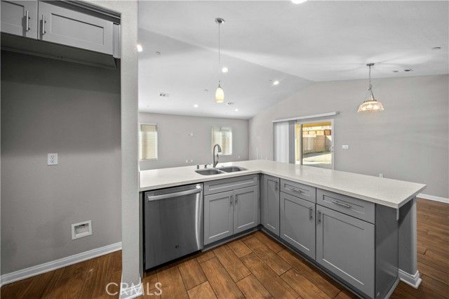 2009 E Jenner, Lancaster, CA 93535