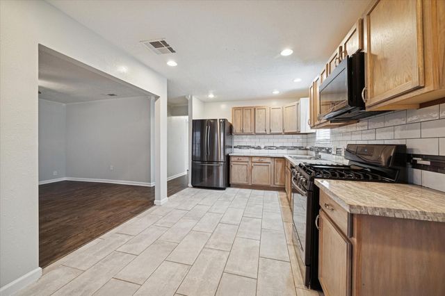 4307 Fairwood Street, Pasadena, TX 77505