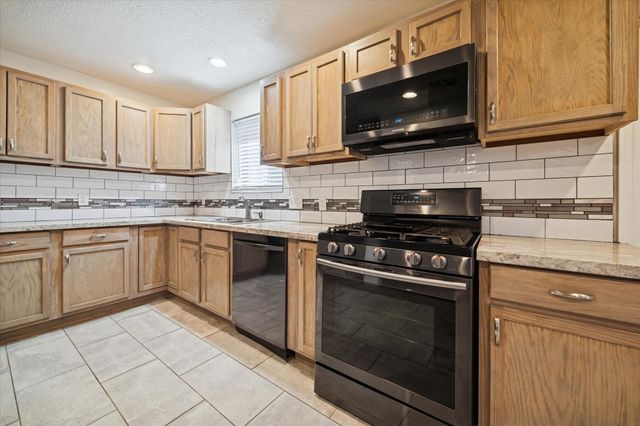 4307 Fairwood Street, Pasadena, TX 77505