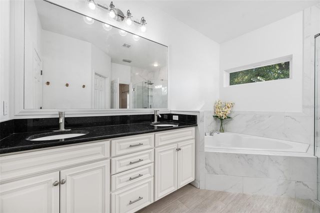 7957 SW 77TH AVENUE, Gainesville, FL 32608