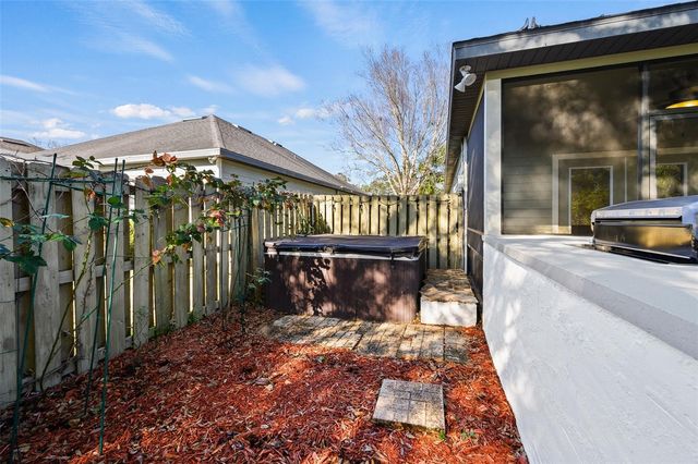 7957 SW 77TH AVENUE, Gainesville, FL 32608