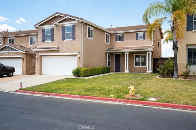13013 Mesa Verde Way, Sylmar, CA 91342