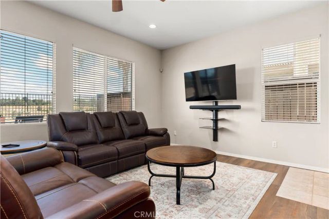 13013 Mesa Verde Way, Sylmar, CA 91342