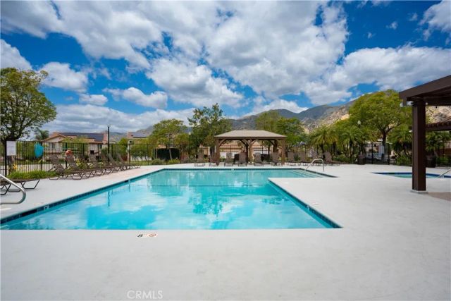 13013 Mesa Verde Way, Sylmar, CA 91342