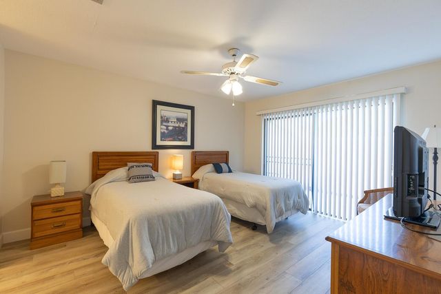 3303 SE Sandpiper Circle, Port St Lucie, FL 34952