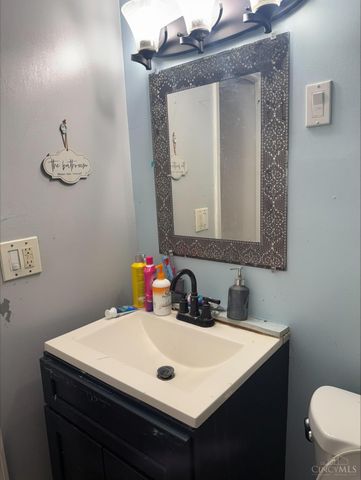 1373 Byrd Avenue, Lincoln Heights, OH 45215