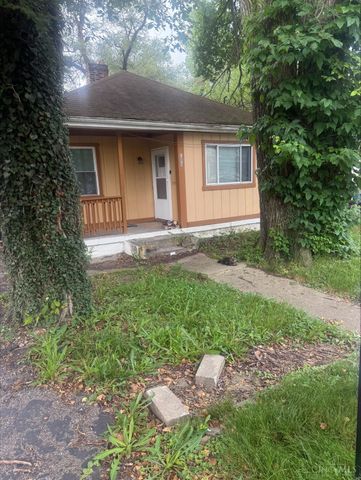 1373 Byrd Avenue, Lincoln Heights, OH 45215