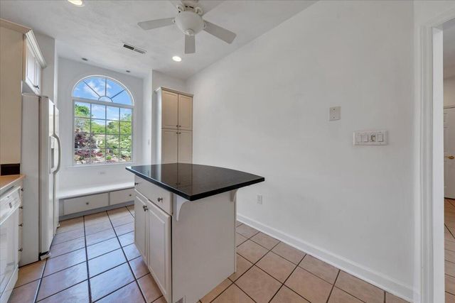 4822 Cave Spring LN, Roanoke, VA 24018
