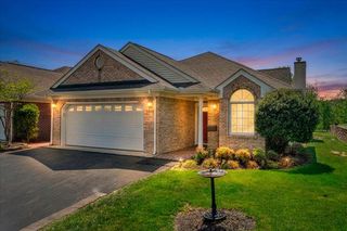 4822 Cave Spring LN, Roanoke, VA 24018