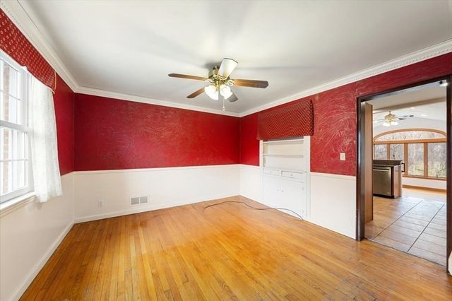 28 Barnesdale Road, Natick, MA 01760