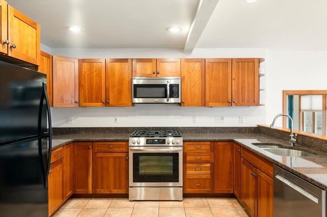 28 Barnesdale Road, Natick, MA 01760