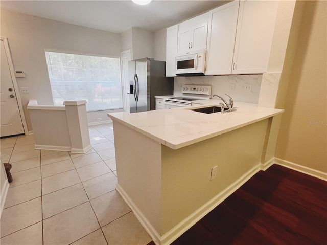 5308 HAWKSTONE DR, Sanford, FL 32771